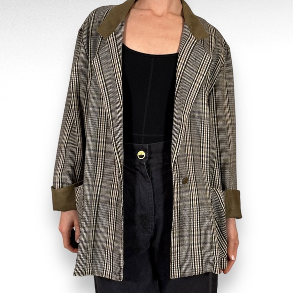 Jackets & Blazers - Plaid Women's Jacket with Brown Accents